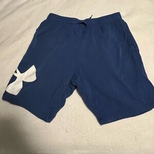 Men’s under armour shorts